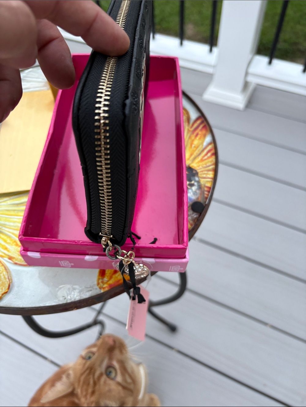 Juicy Couture Liquorice Liquid Gold Logo Large Zip Around Wallet Box Set- NWT - Picture 4 of 6